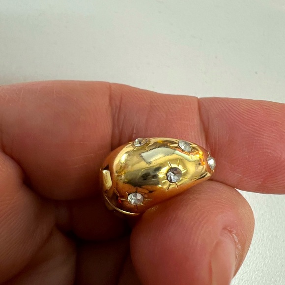 Minimalist Water Drop Rhinestones Earrings (Gold Tone) - Picture 10 of 14